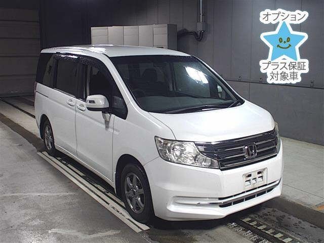 8158 HONDA STEP WAGON RK1 2012 г. (JU Gifu)